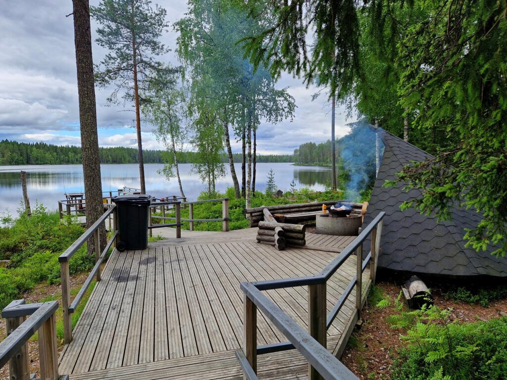 Ruuhijärven esteetön laavu