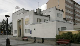 Kajaani old police station, current Kajaani Art Museum (Eino Pitkänen, 1936).