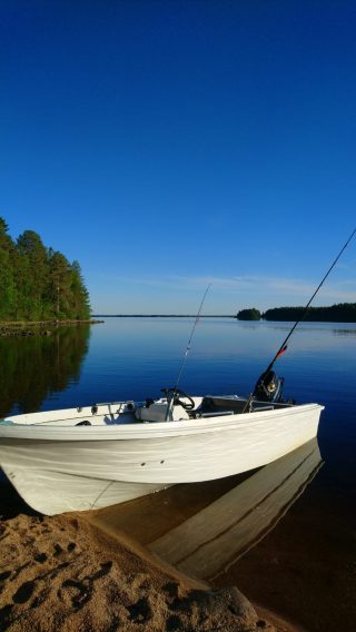 Sinisessä vedessä