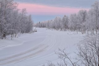 Latupohjaa Önkkörin kanavalla